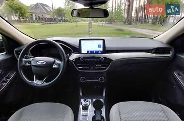 Внедорожник / Кроссовер Ford Escape 2020 в 