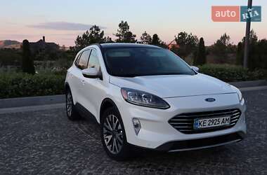 Позашляховик / Кросовер Ford Escape 2020 в Дніпрі