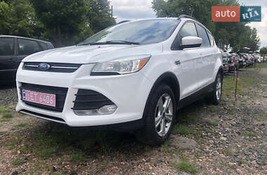 Позашляховик / Кросовер Ford Escape 2016 в Луцьку