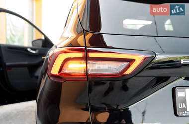 Позашляховик / Кросовер Ford Escape 2023 в 