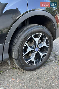 Позашляховик / Кросовер Ford Escape 2014 в 