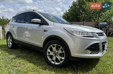 Внедорожник / Кроссовер Ford Escape 2015 в 