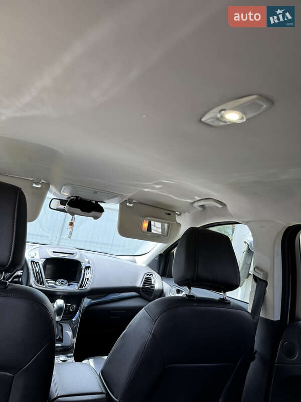 Внедорожник / Кроссовер Ford Escape 2015 в Киеве