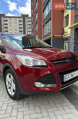 Внедорожник / Кроссовер Ford Escape 2015 в 