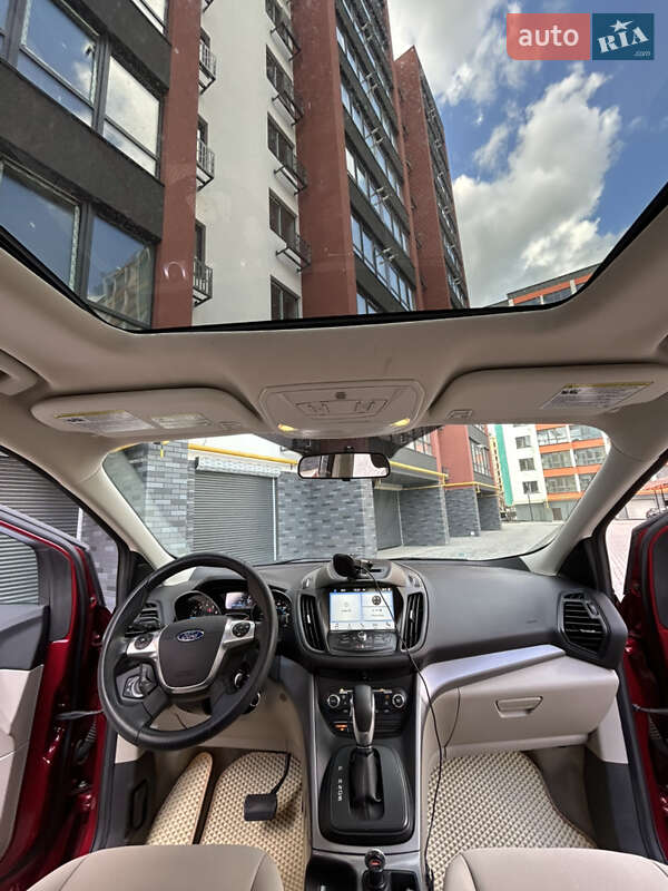 Внедорожник / Кроссовер Ford Escape 2015 в Житомире