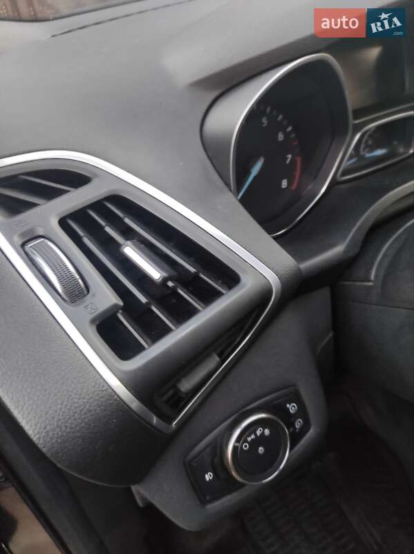 Внедорожник / Кроссовер Ford Escape 2013 в Тернополе