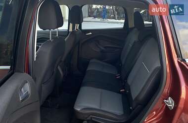 Позашляховик / Кросовер Ford Escape 2013 в 