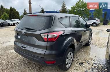 Внедорожник / Кроссовер Ford Escape 2017 в 