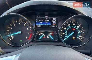 Внедорожник / Кроссовер Ford Escape 2013 в 