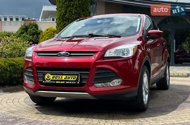 Внедорожник / Кроссовер Ford Escape 2015 в 