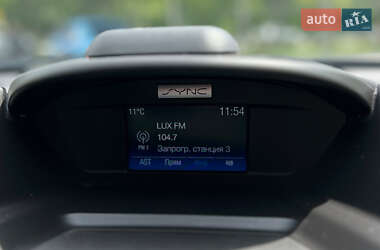 Внедорожник / Кроссовер Ford Escape 2015 в 