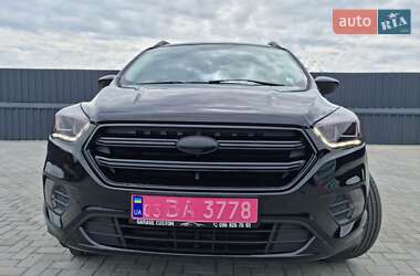 Позашляховик / Кросовер Ford Escape 2017 в Новоукраїнці