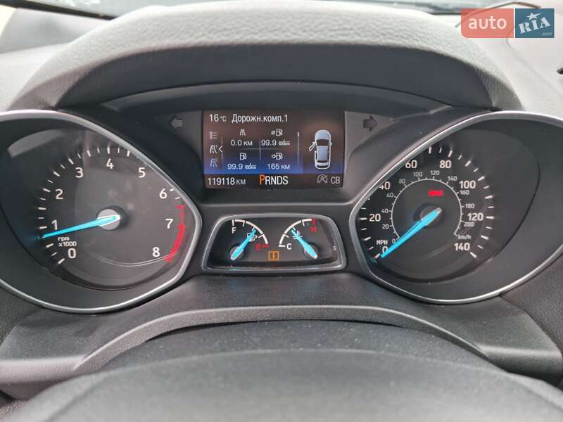 Внедорожник / Кроссовер Ford Escape 2017 в Новоукраинке