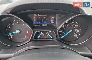 Внедорожник / Кроссовер Ford Escape 2017 в 
