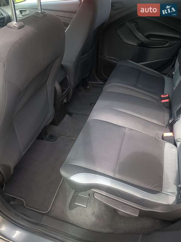 Внедорожник / Кроссовер Ford Escape 2014 в Тернополе