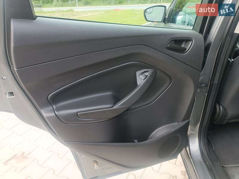 Внедорожник / Кроссовер Ford Escape 2014 в Тернополе