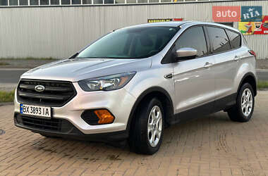 Внедорожник / Кроссовер Ford Escape 2019 в 