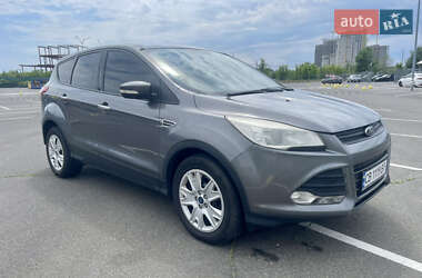 Внедорожник / Кроссовер Ford Escape 2014 в 