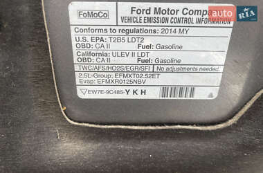 Внедорожник / Кроссовер Ford Escape 2014 в 