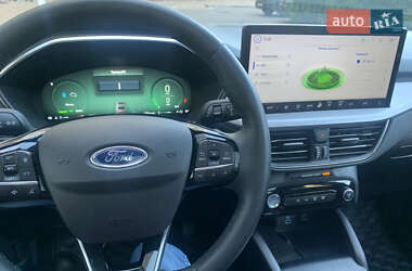 Внедорожник / Кроссовер Ford Escape 2023 в 