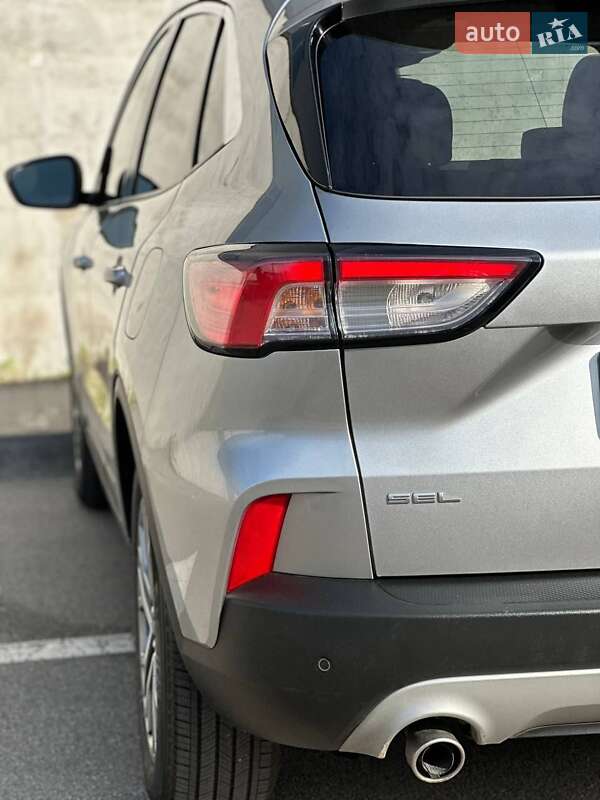 Позашляховик / Кросовер Ford Escape 2022 в Києві