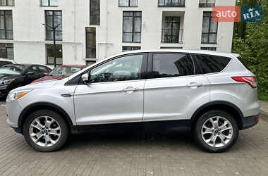 Внедорожник / Кроссовер Ford Escape 2013 в 