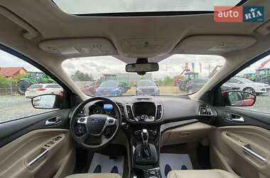 Позашляховик / Кросовер Ford Escape 2014 в 