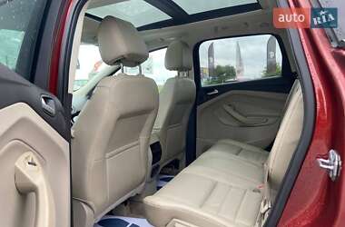 Позашляховик / Кросовер Ford Escape 2014 в 