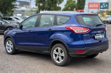 Внедорожник / Кроссовер Ford Escape 2015 в 