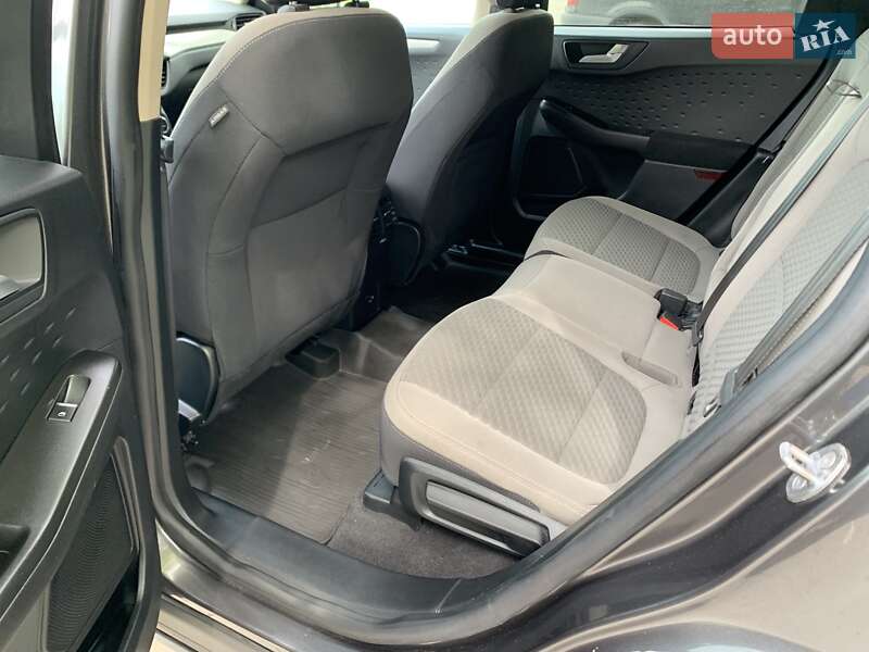 Внедорожник / Кроссовер Ford Escape 2020 в Львове