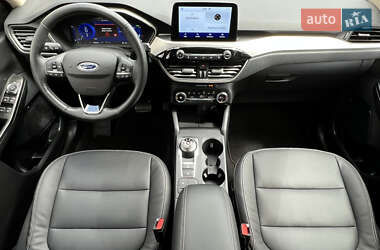Внедорожник / Кроссовер Ford Escape 2020 в 