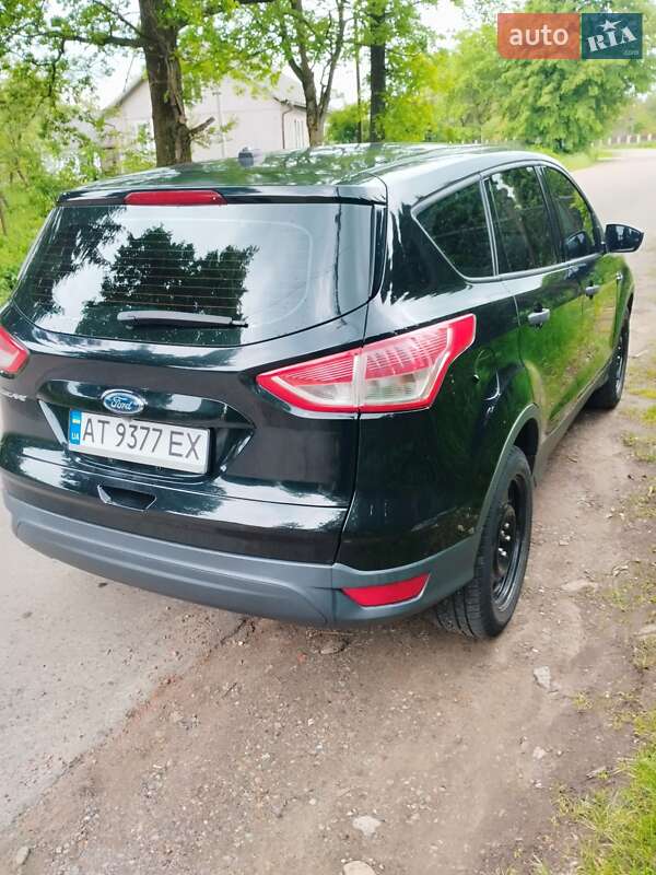 Внедорожник / Кроссовер Ford Escape 2015 в Ивано-Франковске