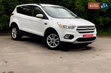 Внедорожник / Кроссовер Ford Escape 2018 в Львове