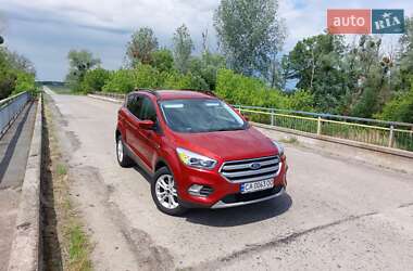 Позашляховик / Кросовер Ford Escape 2017 в 