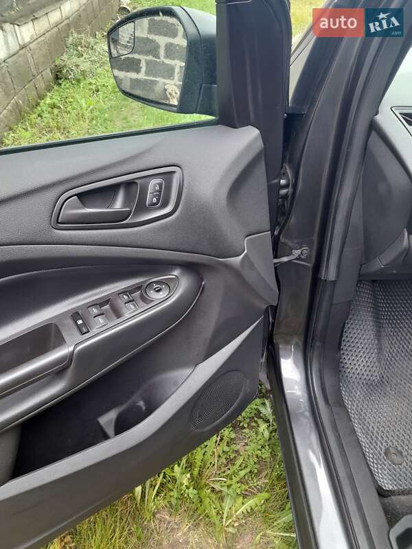 Внедорожник / Кроссовер Ford Escape 2018 в Полтаве фото 22 Внедорожник / Кроссовер Ford Escape 2018 в Полтаве