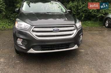 Внедорожник / Кроссовер Ford Escape 2018 в Львове