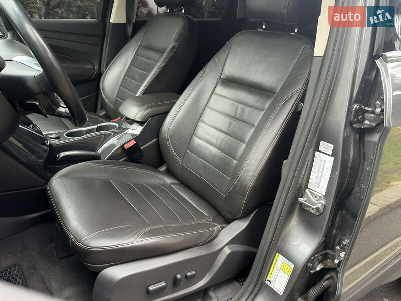 Позашляховик / Кросовер Ford Escape 2013 в Миколаєві