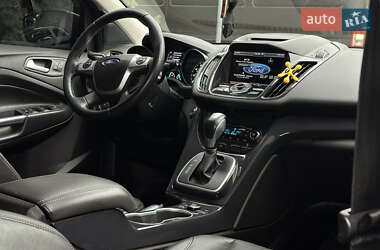 Внедорожник / Кроссовер Ford Escape 2013 в 