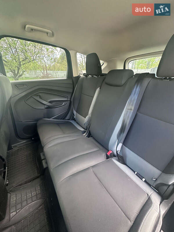 Позашляховик / Кросовер Ford Escape 2014 в Черкасах
