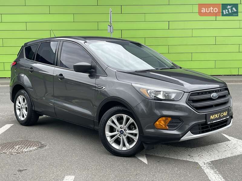Внедорожник / Кроссовер Ford Escape 2018 в Киеве
