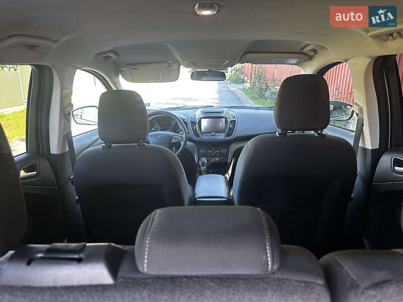 Позашляховик / Кросовер Ford Escape 2018 в Тернополі