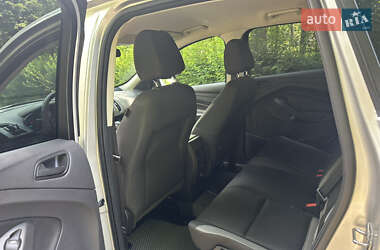 Внедорожник / Кроссовер Ford Escape 2014 в 