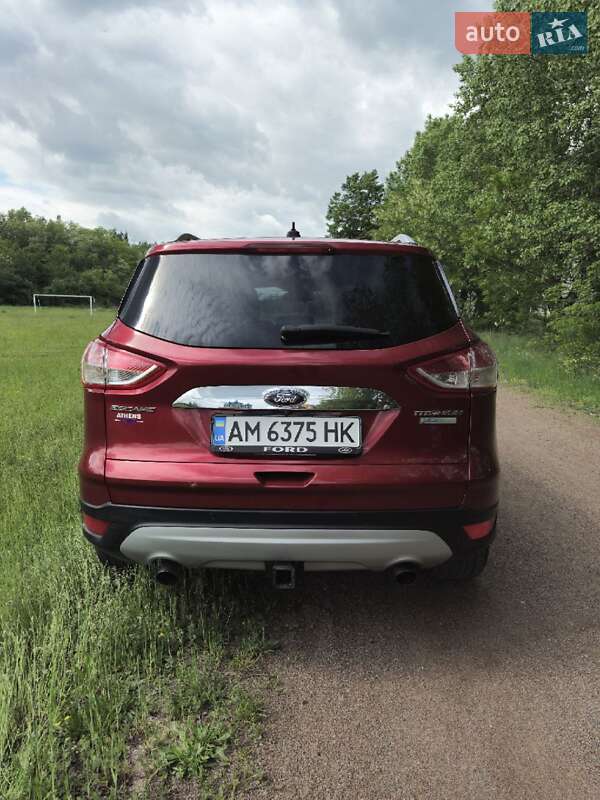 Позашляховик / Кросовер Ford Escape 2015 в Коростені