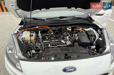 Внедорожник / Кроссовер Ford Escape 2021 в 