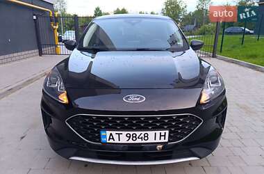 Внедорожник / Кроссовер Ford Escape 2022 в 