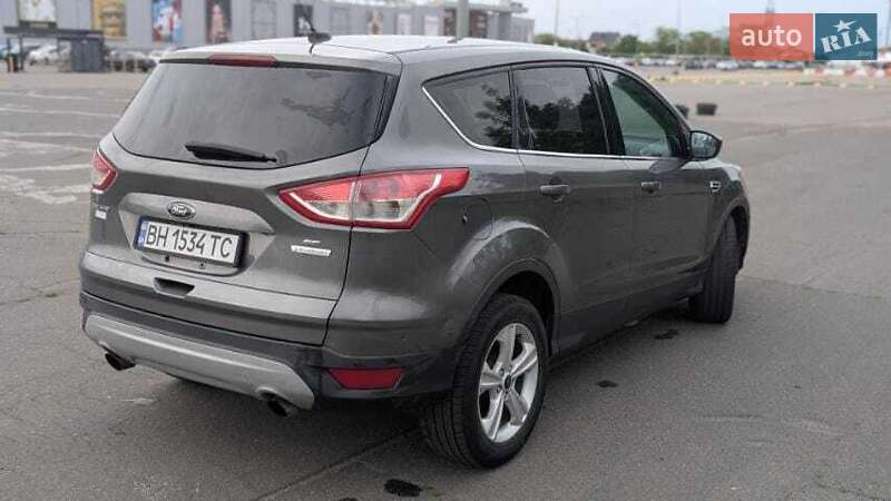 Позашляховик / Кросовер Ford Escape 2013 в Одесі