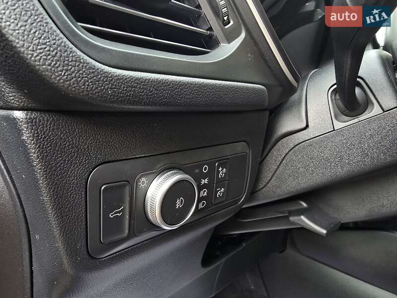 Позашляховик / Кросовер Ford Escape 2021 в Львові
