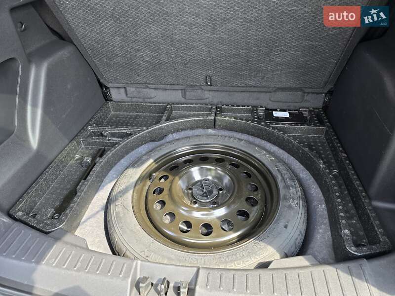 Внедорожник / Кроссовер Ford Escape 2019 в Львове