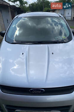 Внедорожник / Кроссовер Ford Escape 2014 в 