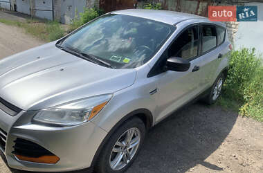 Внедорожник / Кроссовер Ford Escape 2014 в 